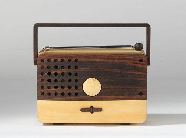 wooden radio - magno