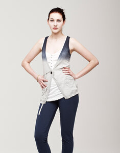 Leontien Vest - Kuyichi