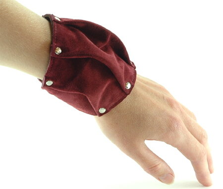 Armband-Tasche 9cm - AEHRENKRANZ