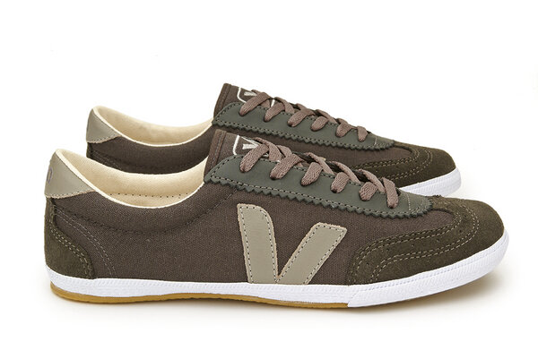 VOLLEY - Veja