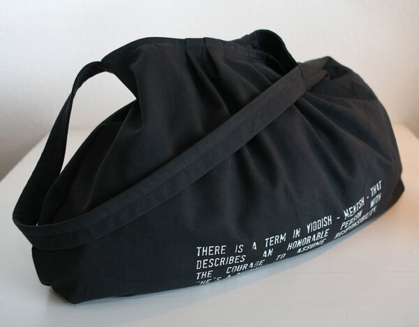 'MENTSH' Tasche - Lena Schokolade