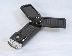 Eagle Solar Taschenlampe und Handy Ladegerät - Powerplus