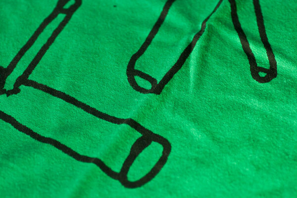 T-Shirt Stöcke (grün) - Plain And Black