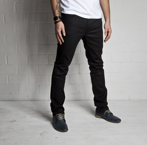 THINN FINN Jeans | dry black coated   - Nudie Jeans