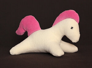 Kuscheltier Pferdchen ecru / rosa - hej Marie