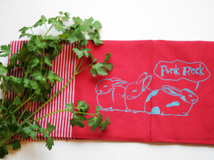 Handgewebtes Fair-Trade-Geschirrtuch 'Punk-Rock' rot - Hirschkind
