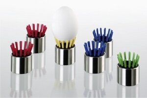 Eierbecher 'Eierbürste' - werkstatt-design