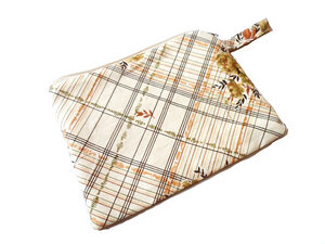 Schminktäschchen A5, Modern Grandma, Upcycling von Leesha - Leesha