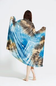 SCARF 'SARONG' - Hati-Hati